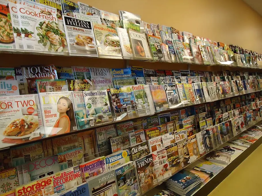 blog/magazines-store-shop-rack.webp